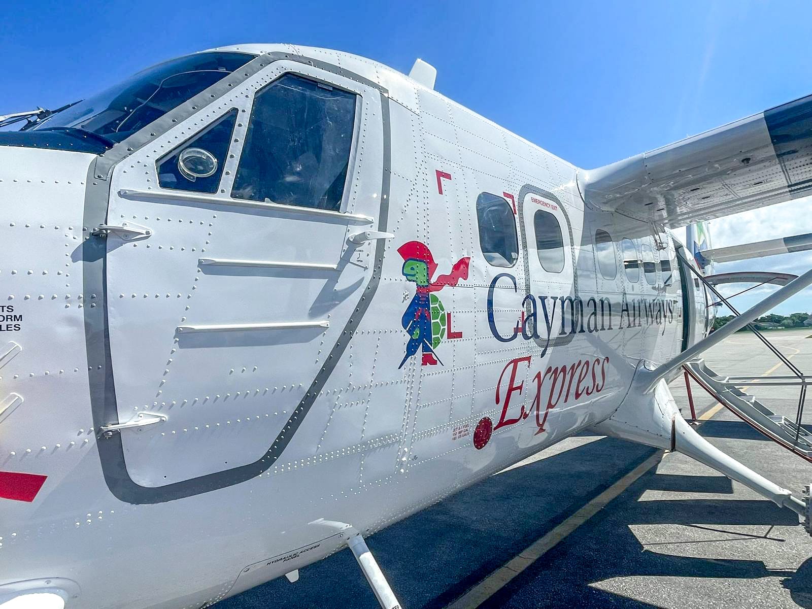 CAL's third Twin Otter aircraft arrives